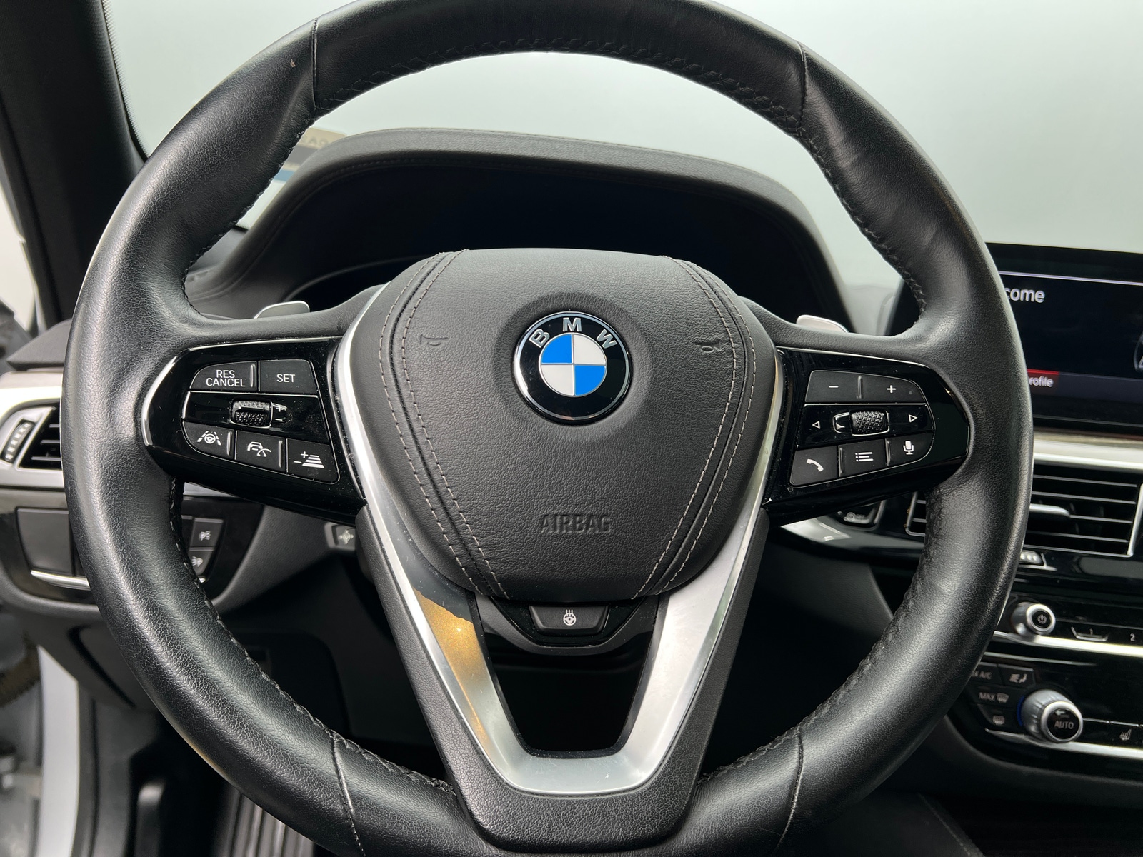 Thumbnail: 2020 BMW 5 Series - 4