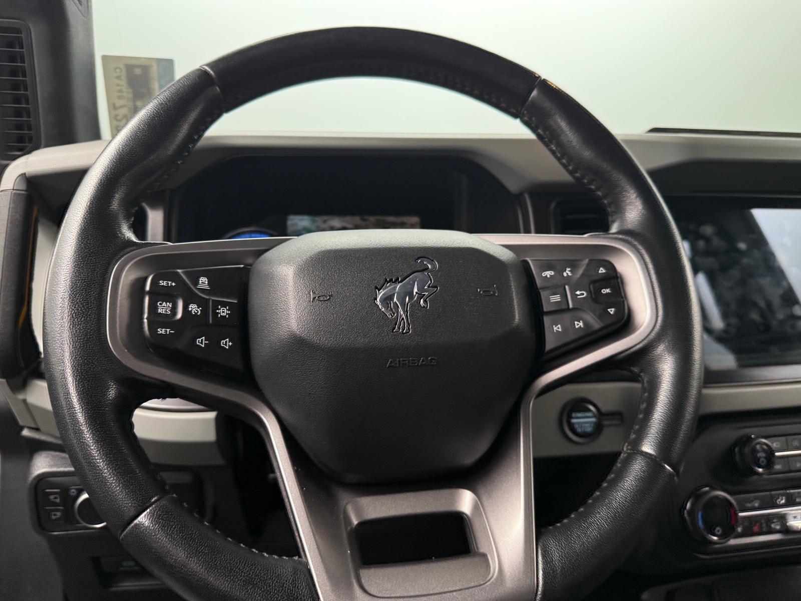 Thumbnail: 2021 Ford Bronco - 5