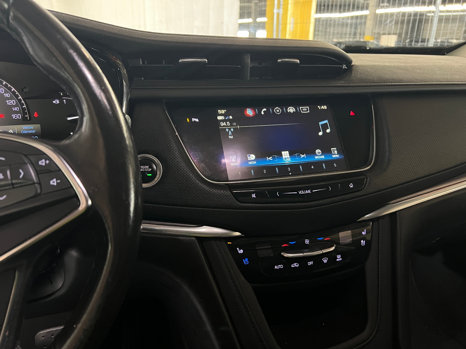 Thumbnail: 2019 Cadillac XT5 - 3