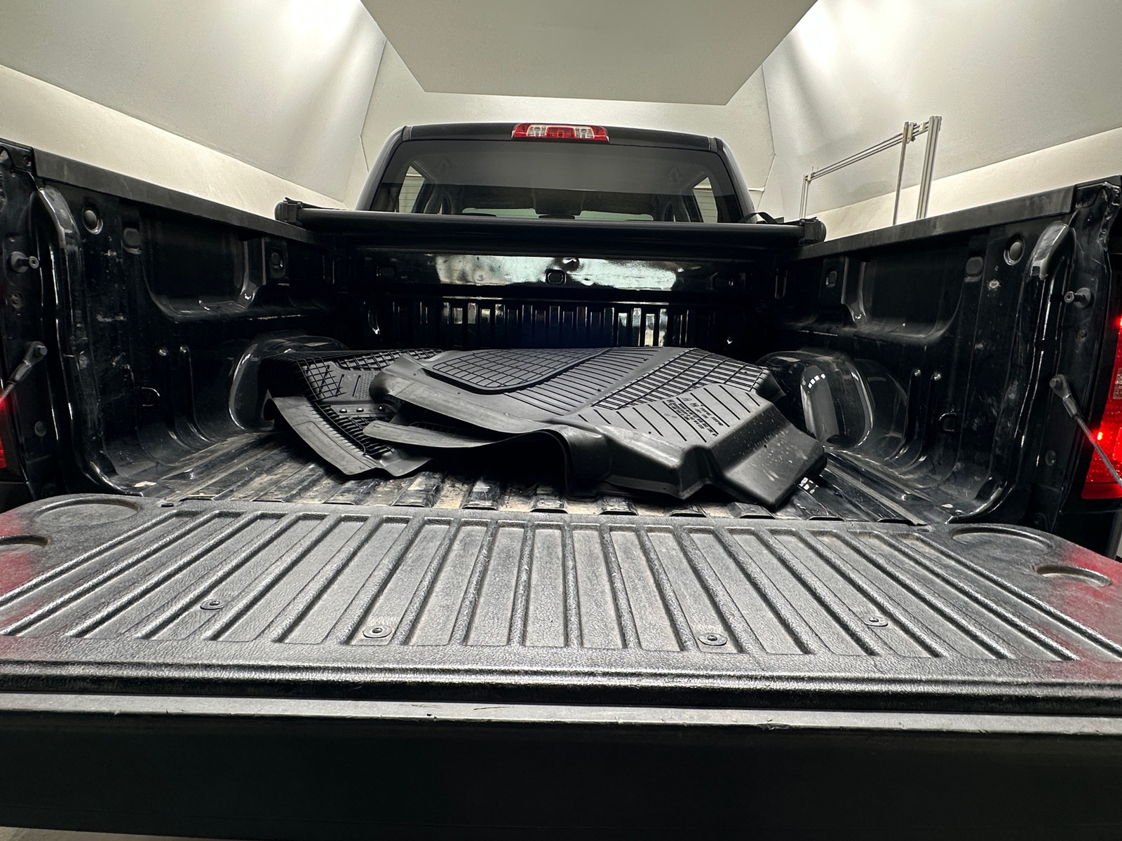Thumbnail: 2018 Chevrolet Silverado 1500 - 7