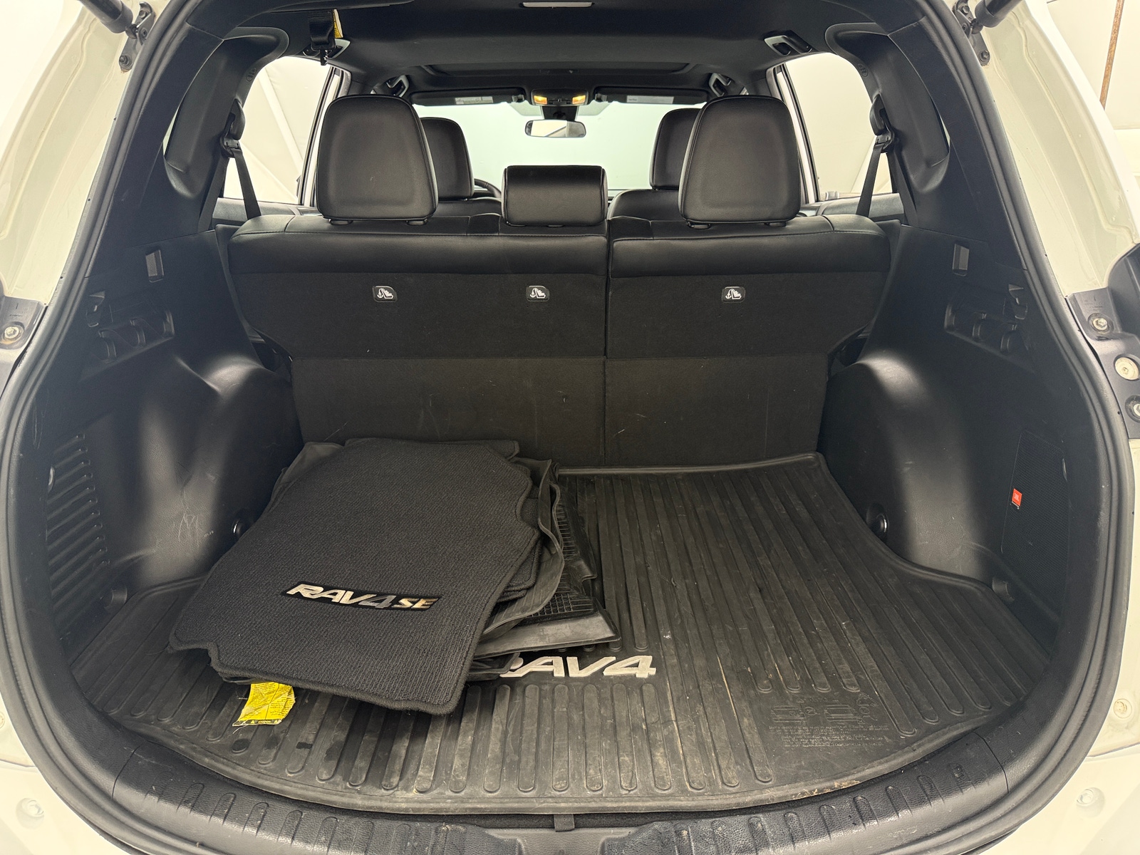 Thumbnail: 2016 Toyota RAV4 - 6