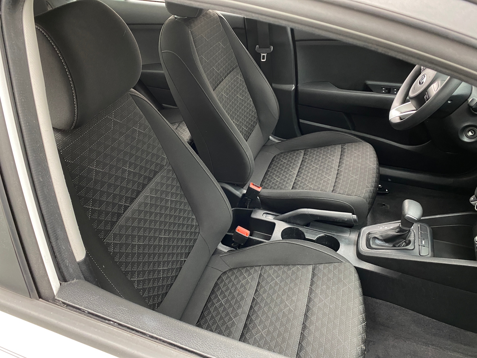 Thumbnail: 2021 Kia Rio - 2