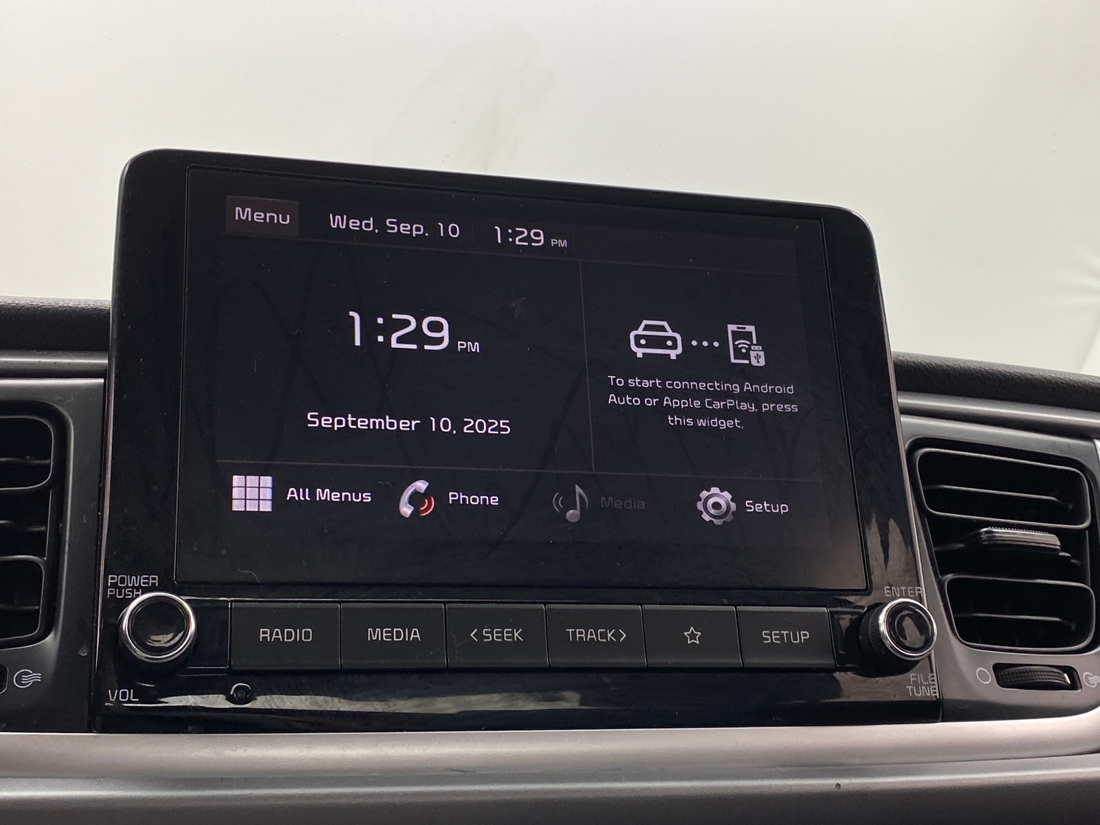 Thumbnail: 2021 Kia Rio - 4