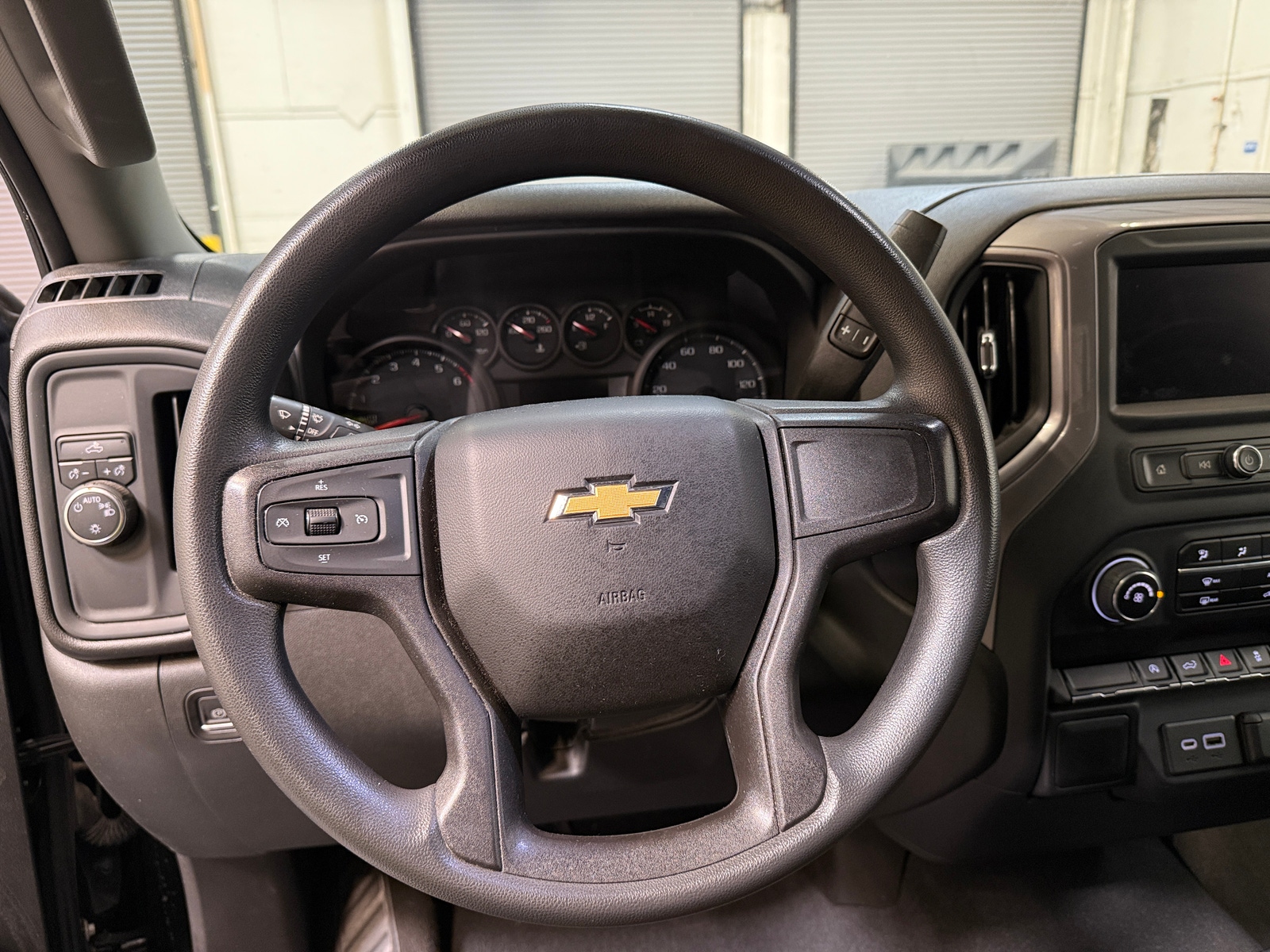 Thumbnail: 2021 Chevrolet Silverado 1500 - 5