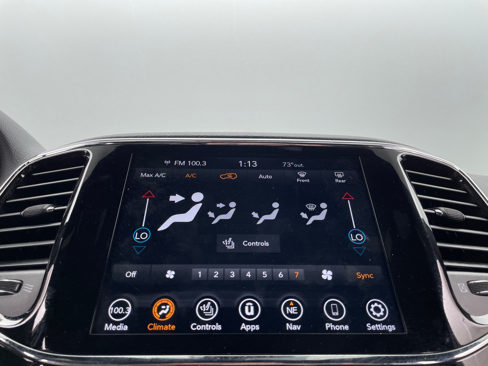 Thumbnail: 2021 Jeep Grand Cherokee - 3