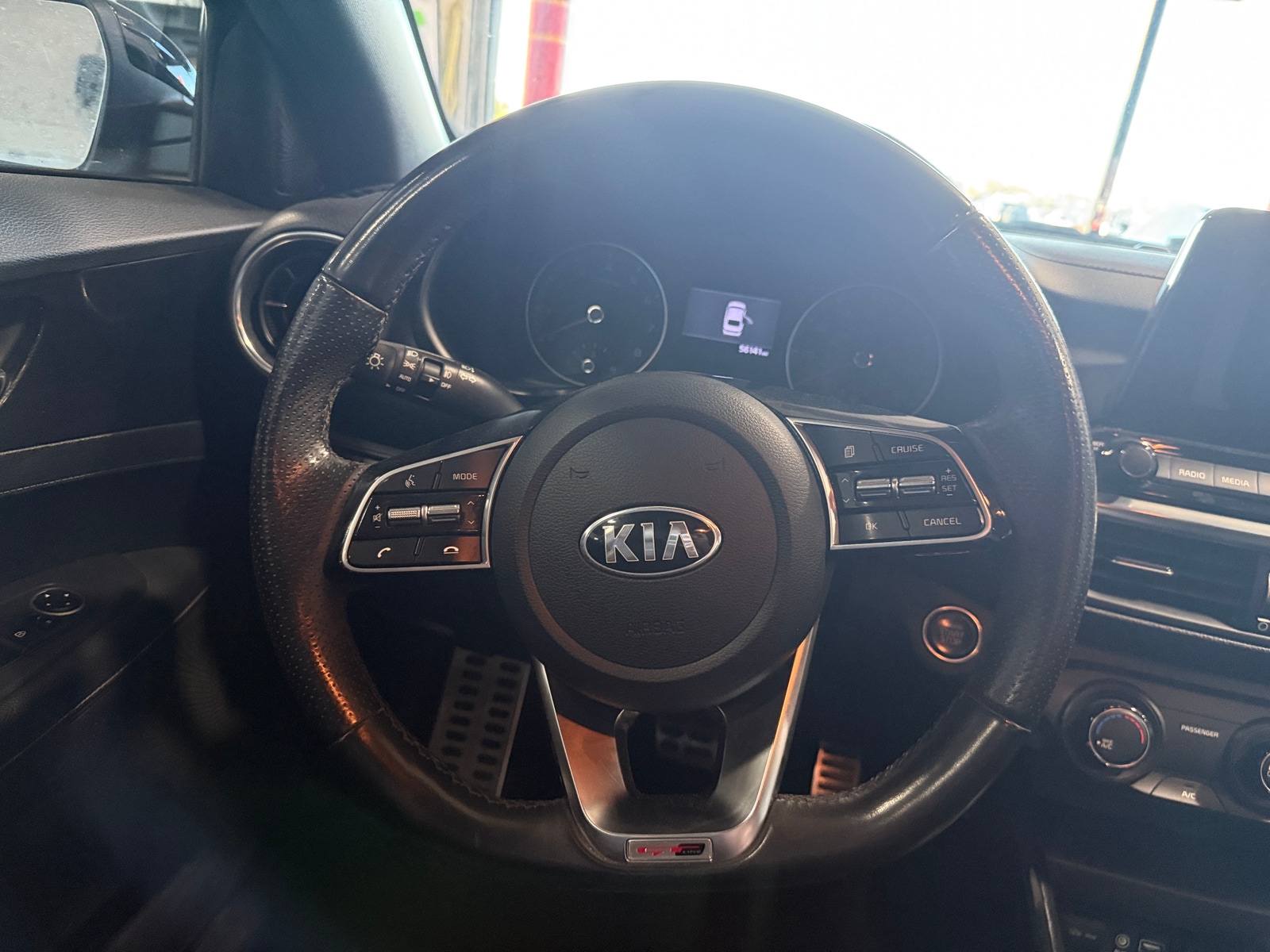 Thumbnail: 2020 Kia Forte - 4