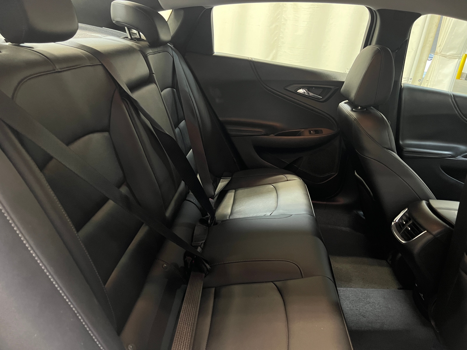 Thumbnail: 2018 Chevrolet Malibu - 5