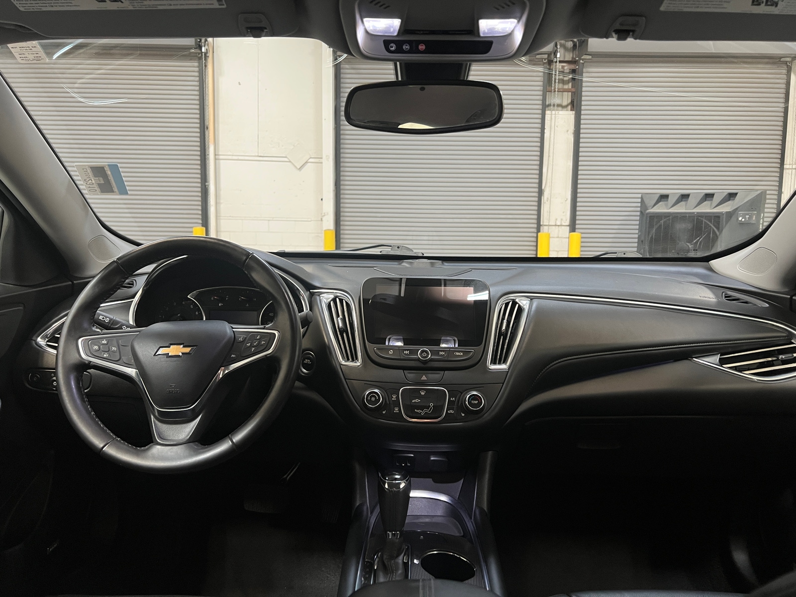 Thumbnail: 2018 Chevrolet Malibu - 2