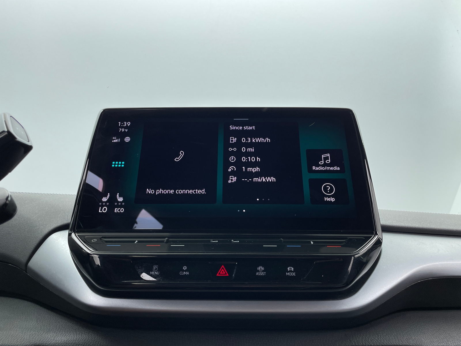 Thumbnail: 2023 Volkswagen ID.4 - 4