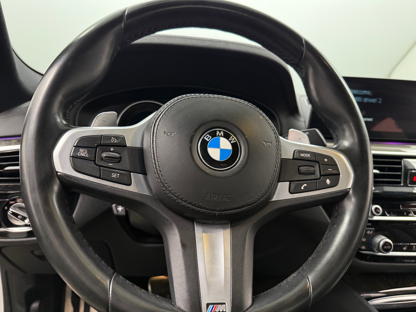 Thumbnail: 2018 BMW 5 Series - 4
