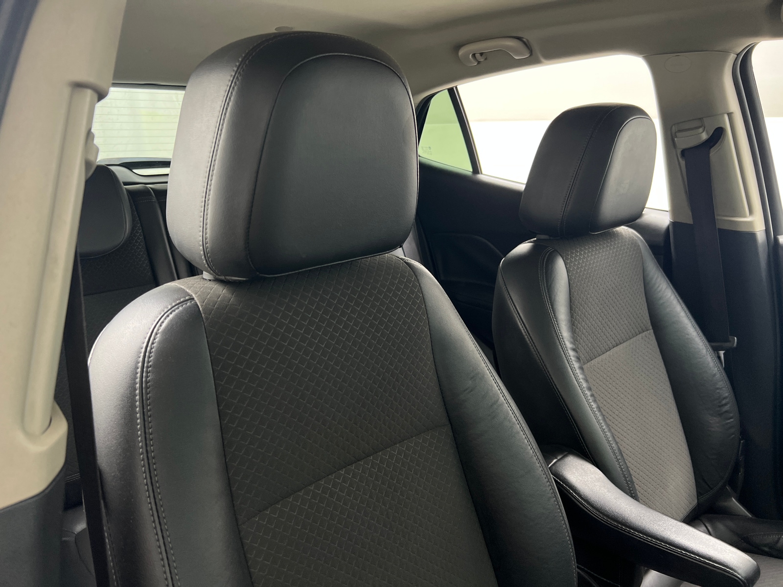 Thumbnail: 2017 Buick Encore - 2