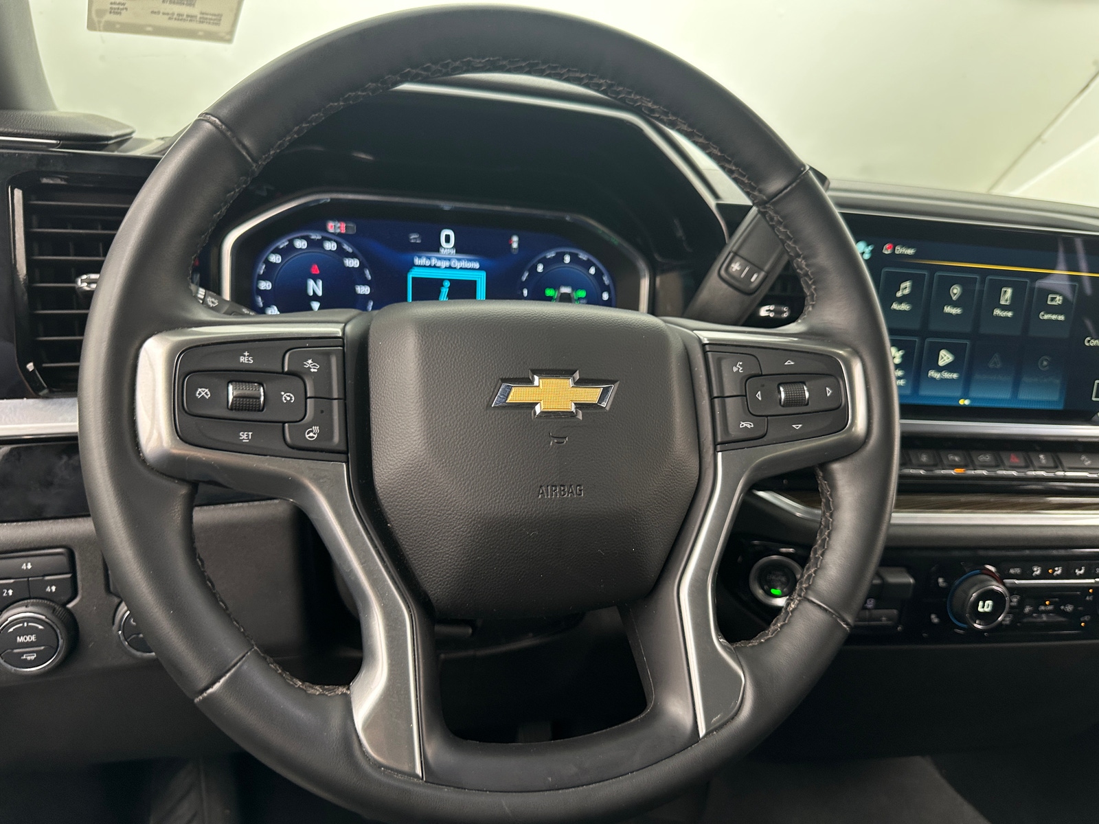 Thumbnail: 2024 Chevrolet Silverado 2500 - 4