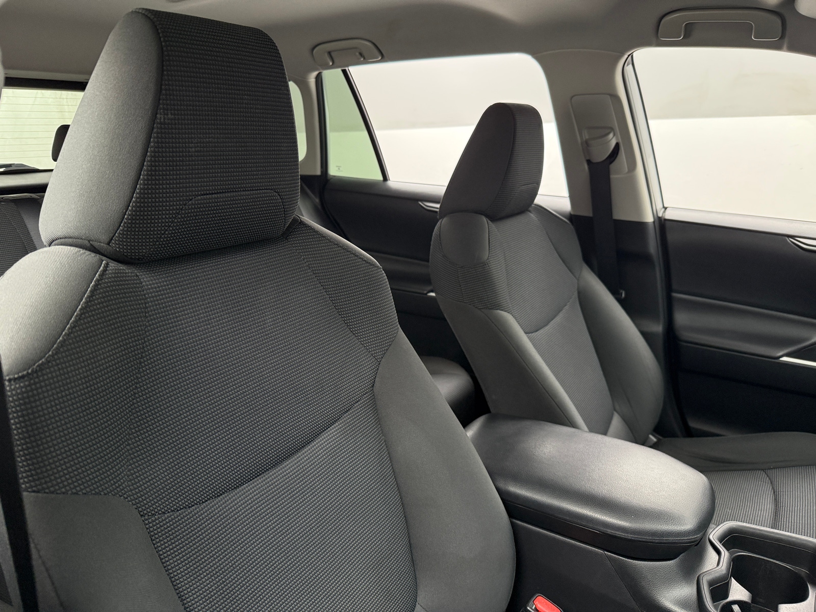 Thumbnail: 2019 Toyota RAV4 - 2