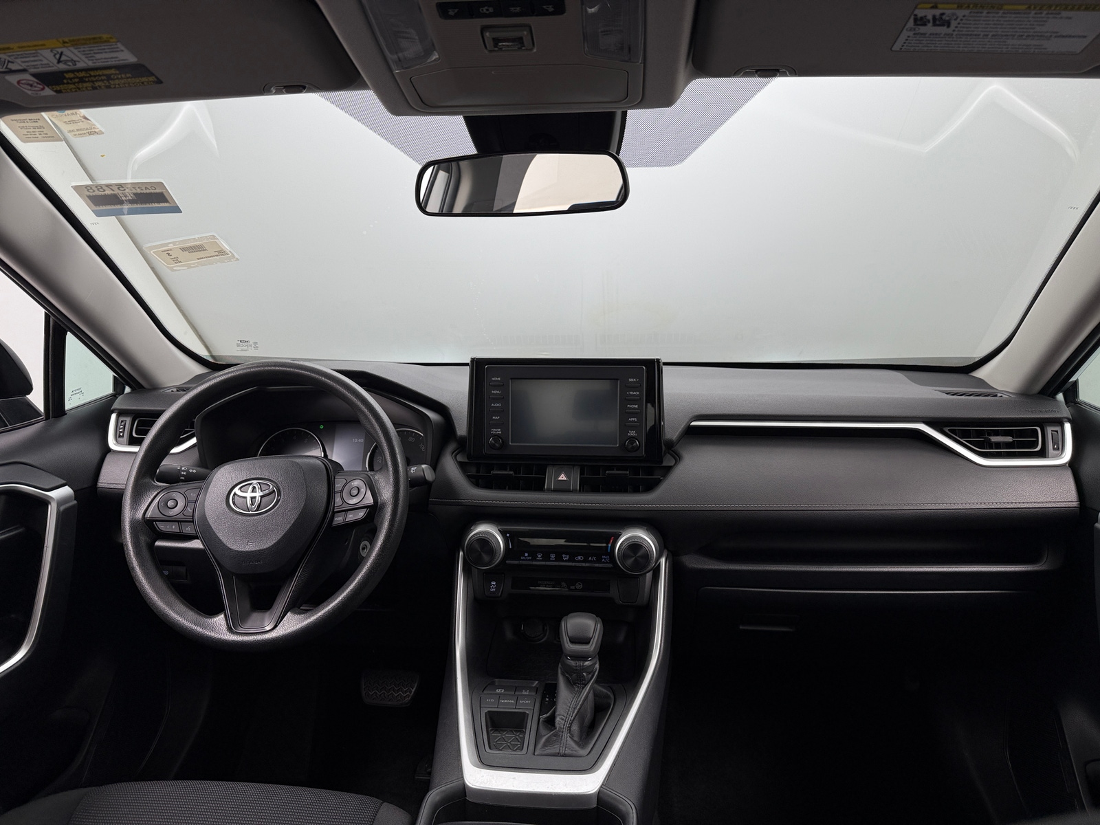 Thumbnail: 2019 Toyota RAV4 - 3