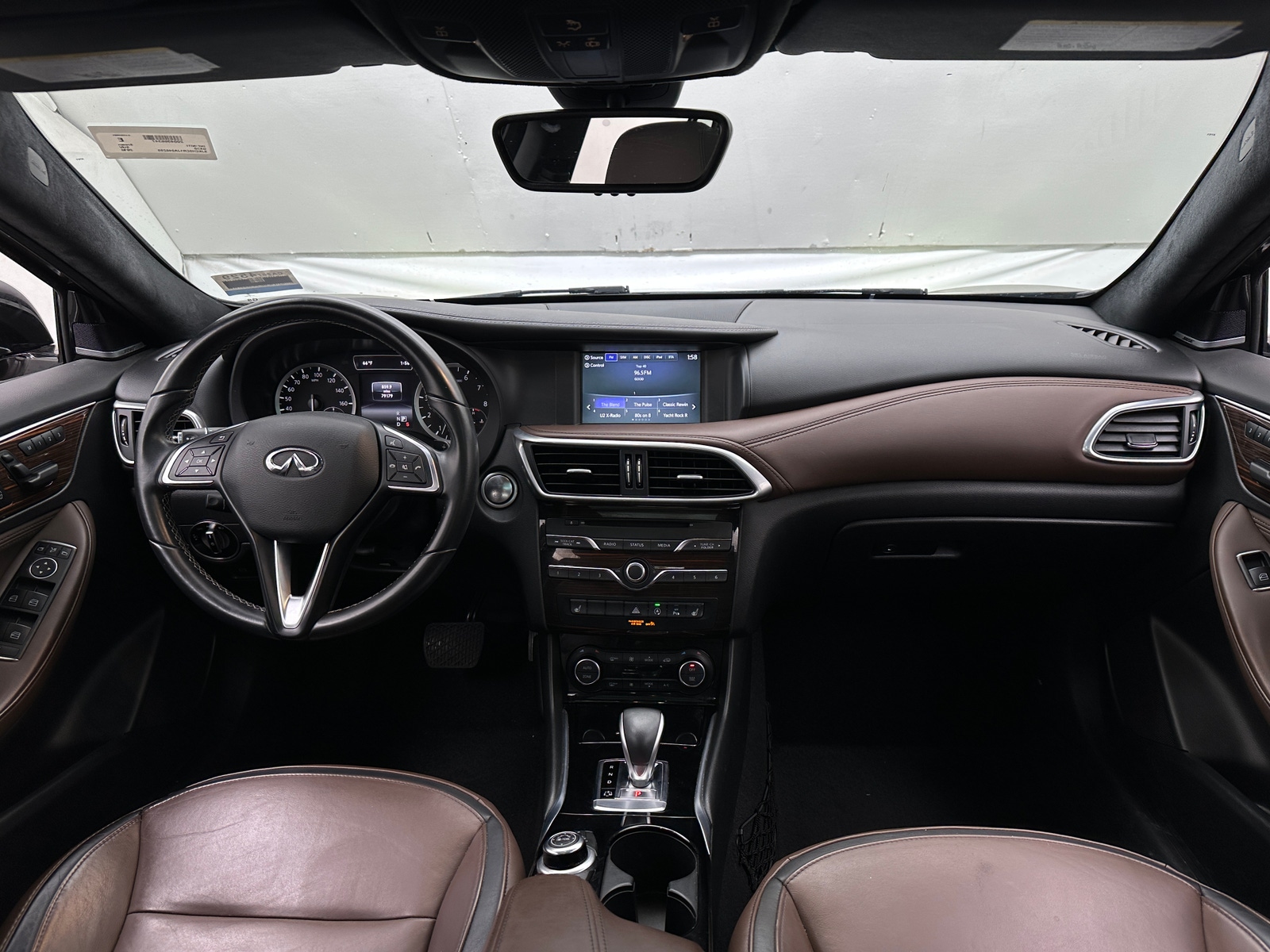 Thumbnail: 2018 INFINITI QX30 - 2