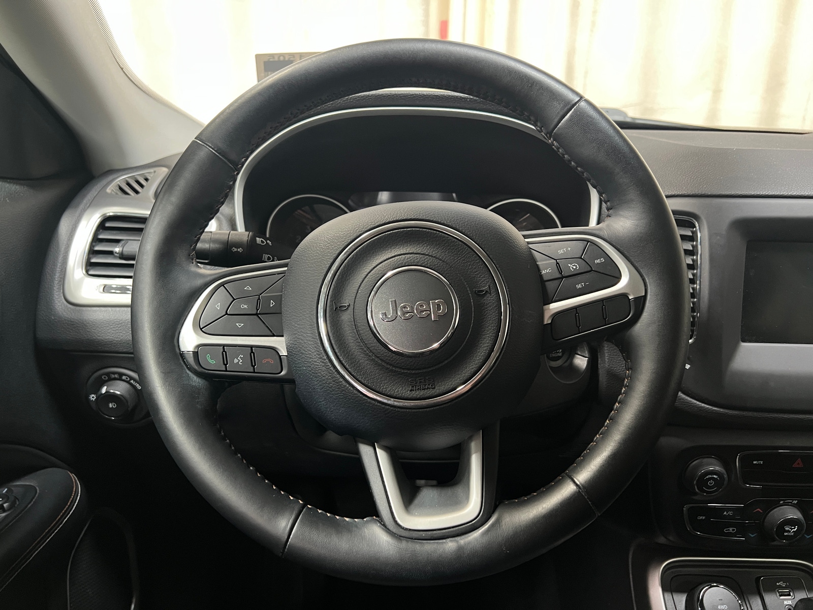 Thumbnail: 2019 Jeep Compass - 5
