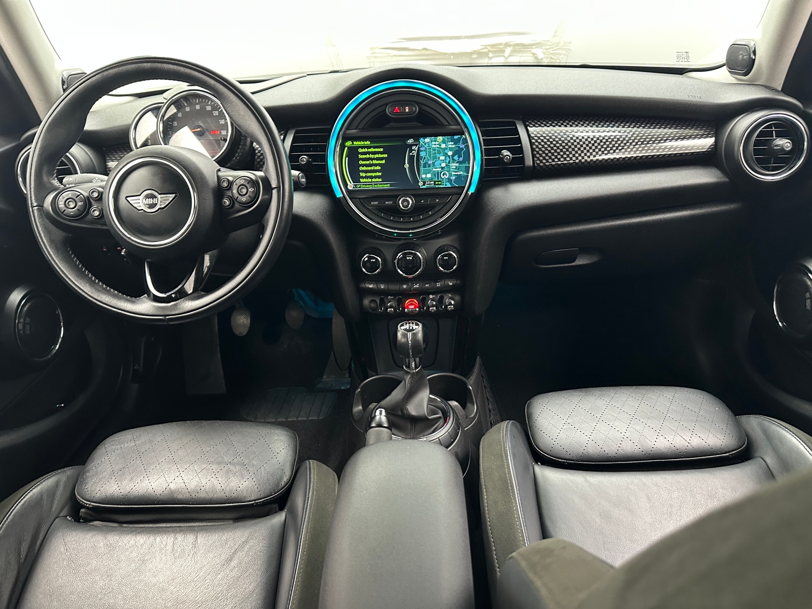 Thumbnail: 2016 MINI Cooper Hardtop - 3