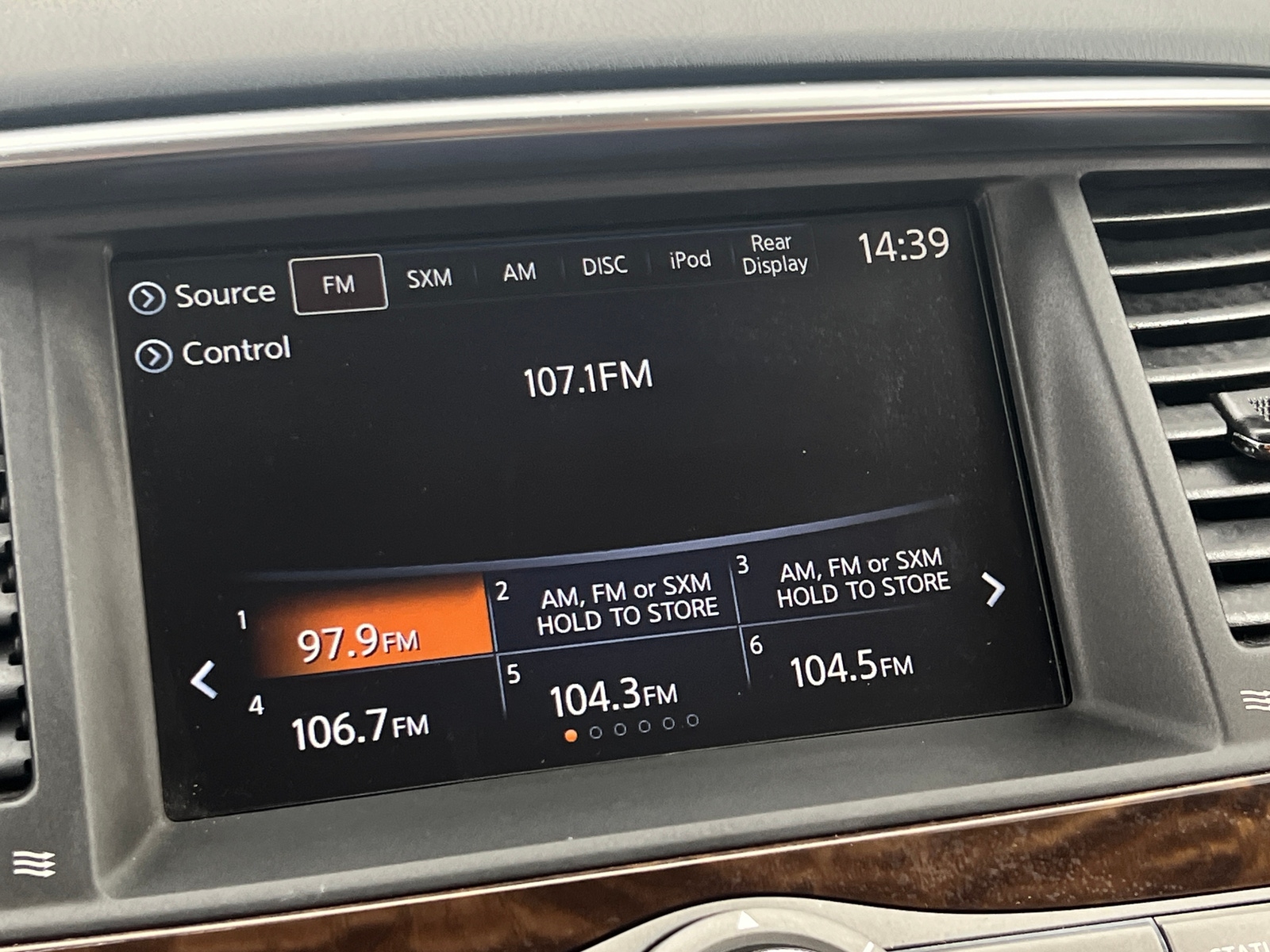 Thumbnail: 2018 Nissan Armada - 3
