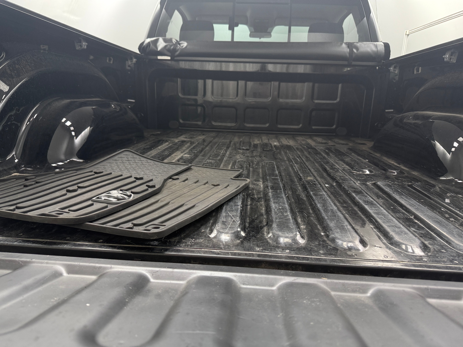 Thumbnail: 2022 RAM 1500 Classic - 6