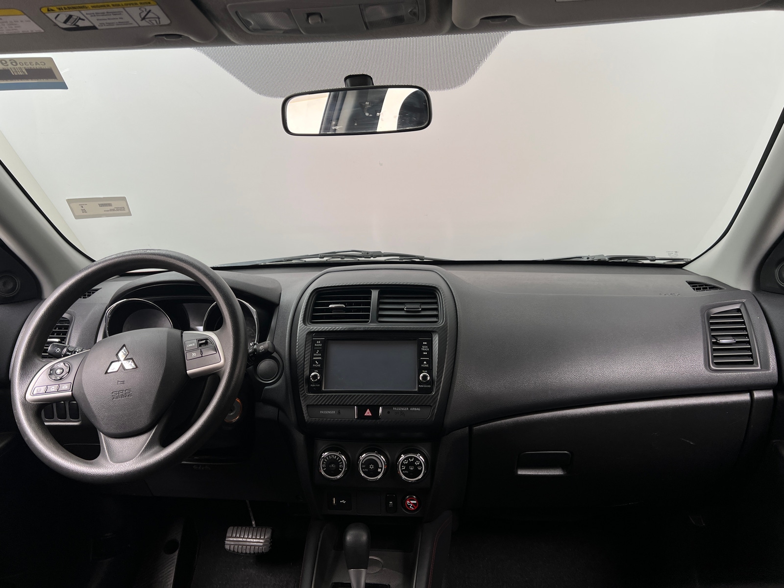 Thumbnail: 2019 Mitsubishi Outlander Sport - 3