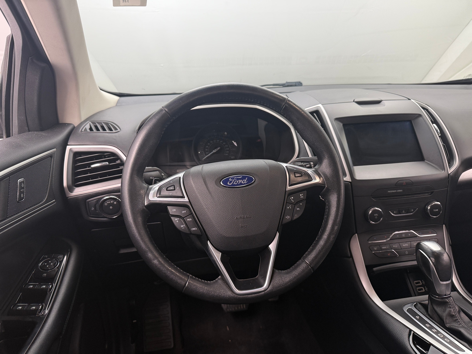 Thumbnail: 2016 Ford Edge - 4