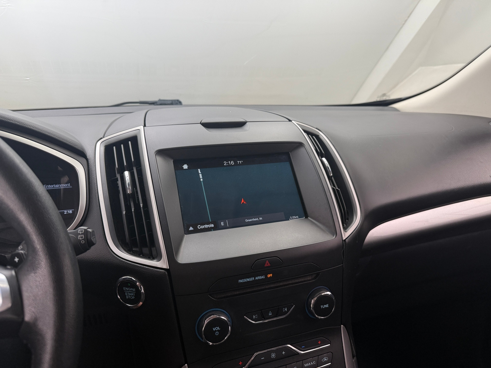 Thumbnail: 2016 Ford Edge - 3