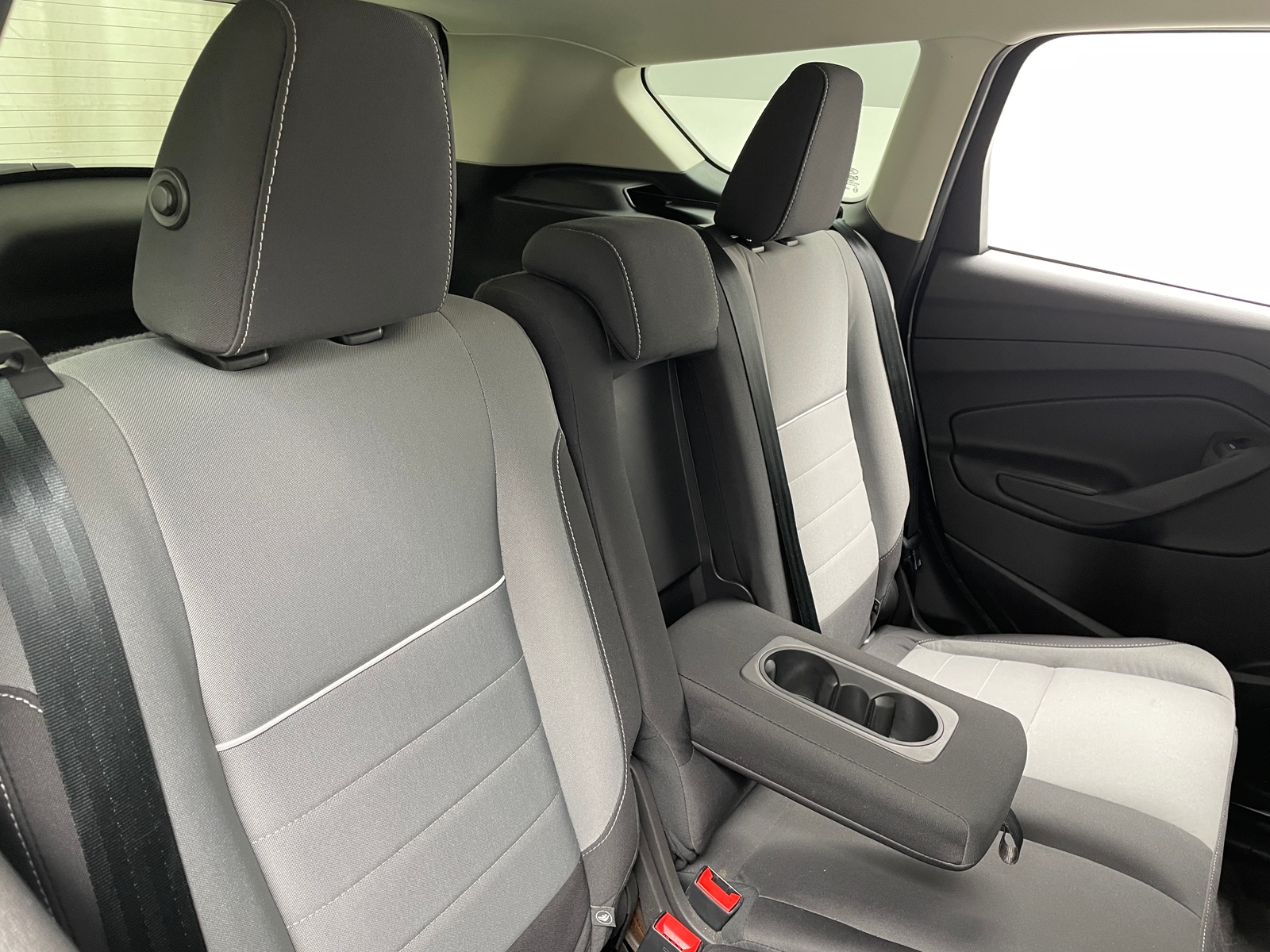 Thumbnail: 2015 Ford Escape - 6