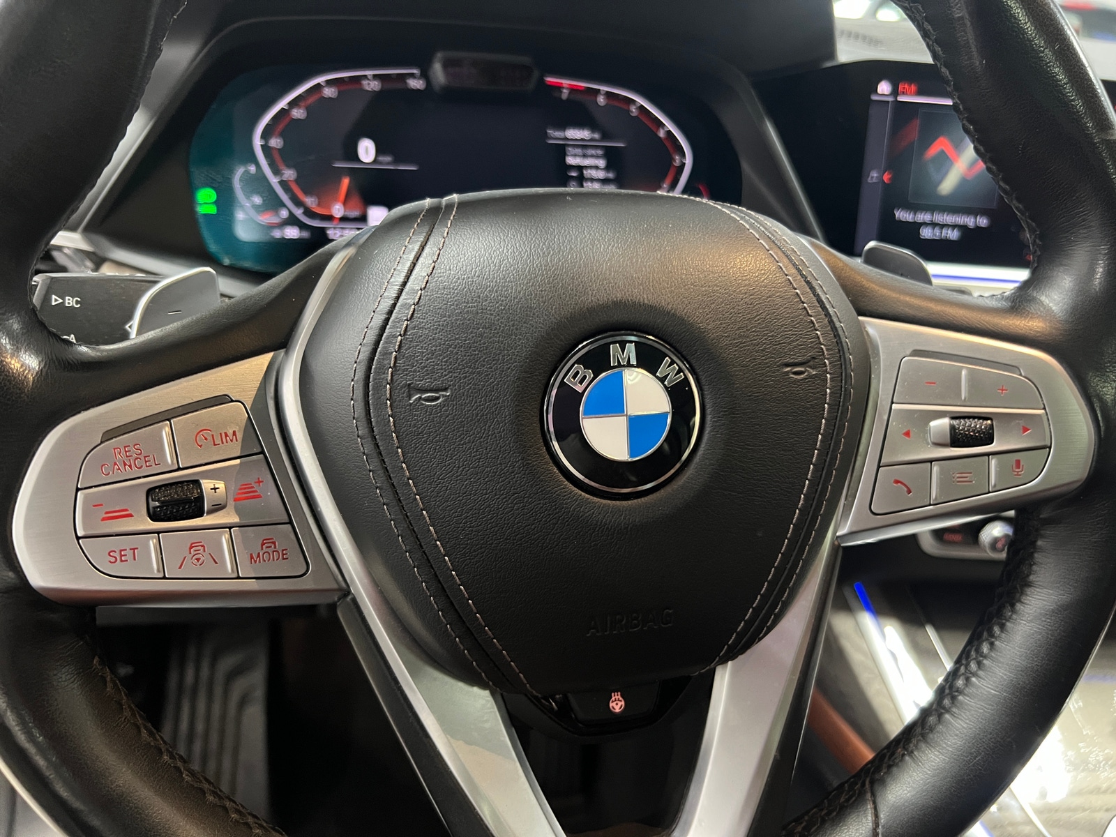 Thumbnail: 2019 BMW X7 - 4