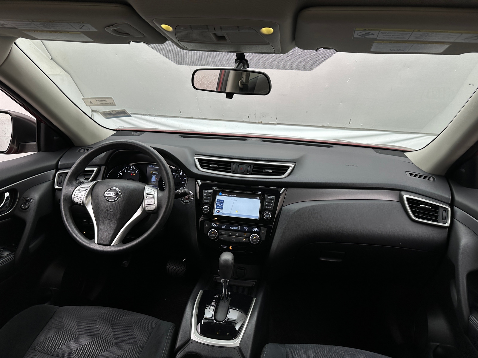 Thumbnail: 2016 Nissan Rogue - 3