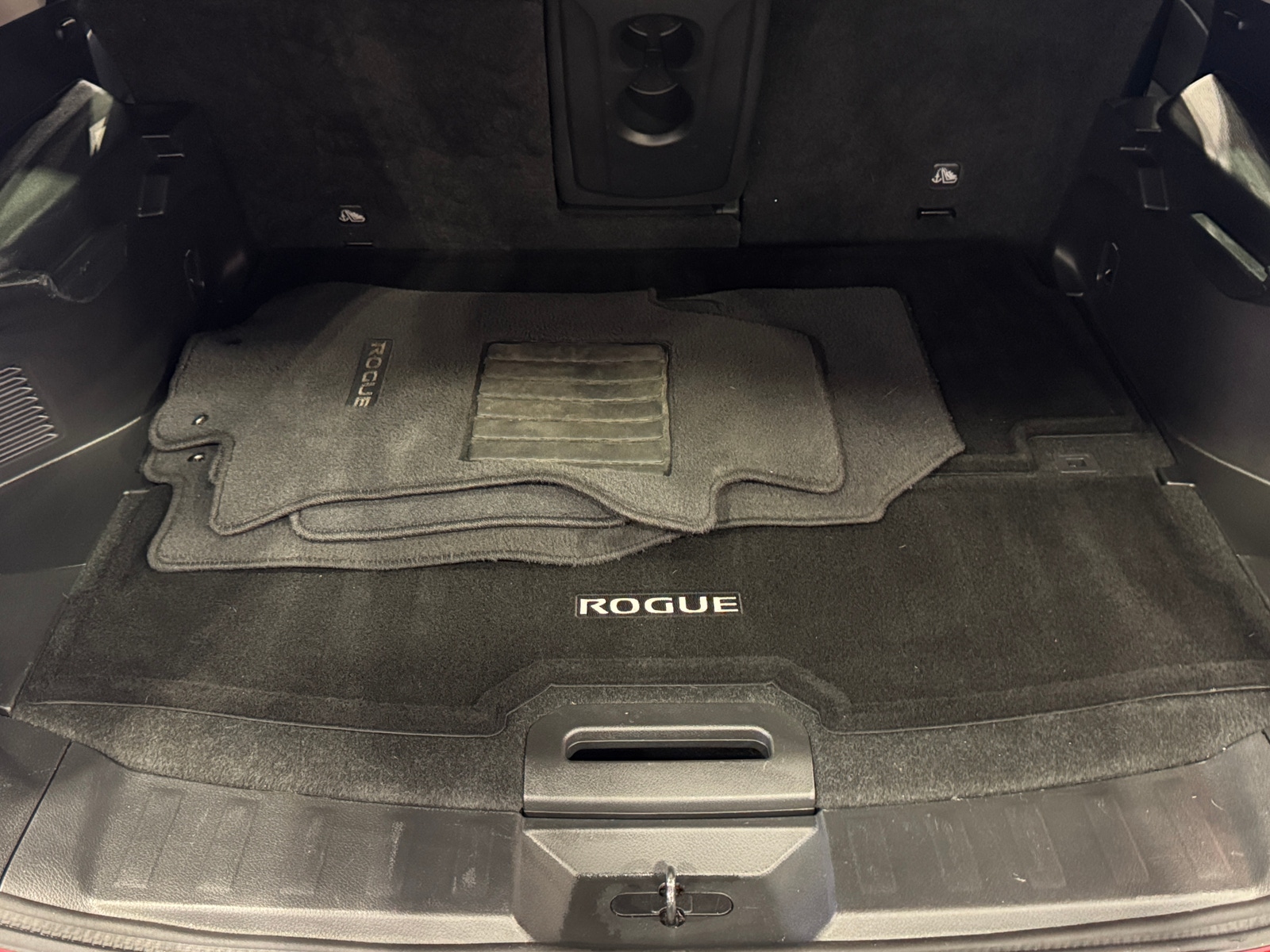 Thumbnail: 2016 Nissan Rogue - 7