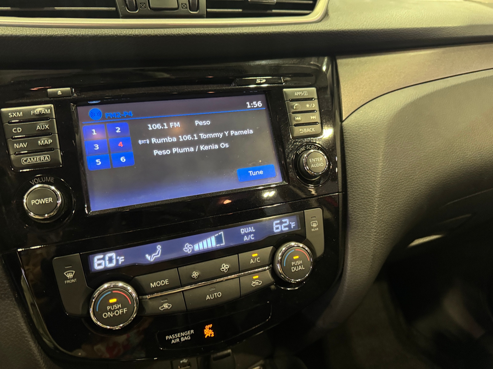 Thumbnail: 2016 Nissan Rogue - 4