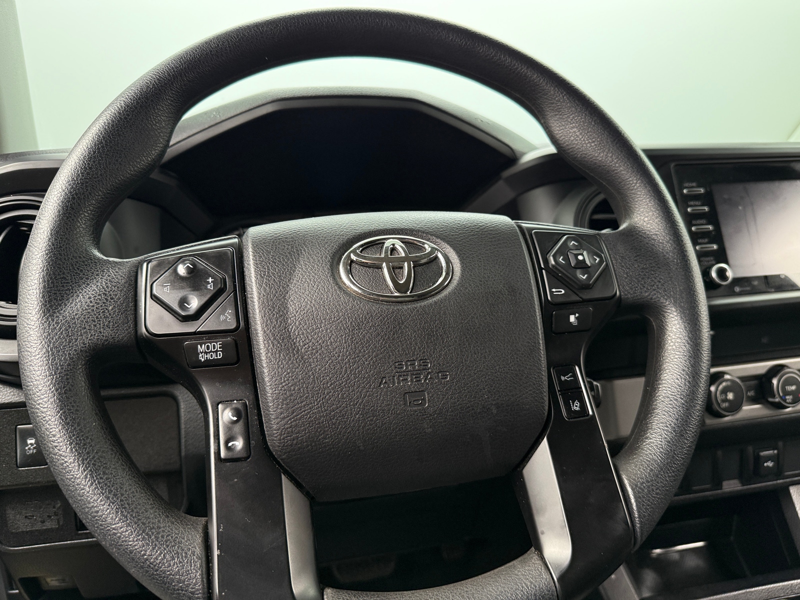 Thumbnail: 2022 Toyota Tacoma - 5