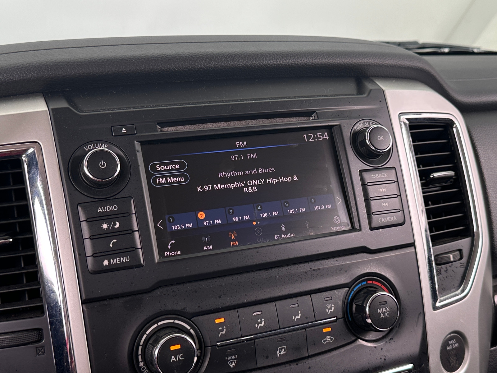 Thumbnail: 2019 Nissan Titan - 4