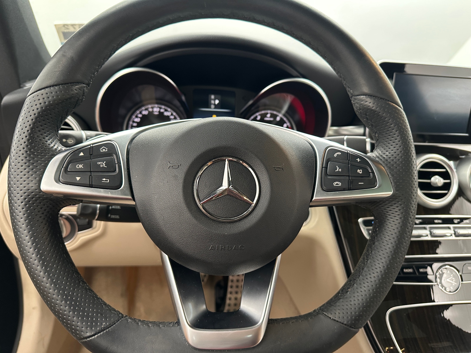 Thumbnail: 2018 Mercedes-Benz C-Class - 4