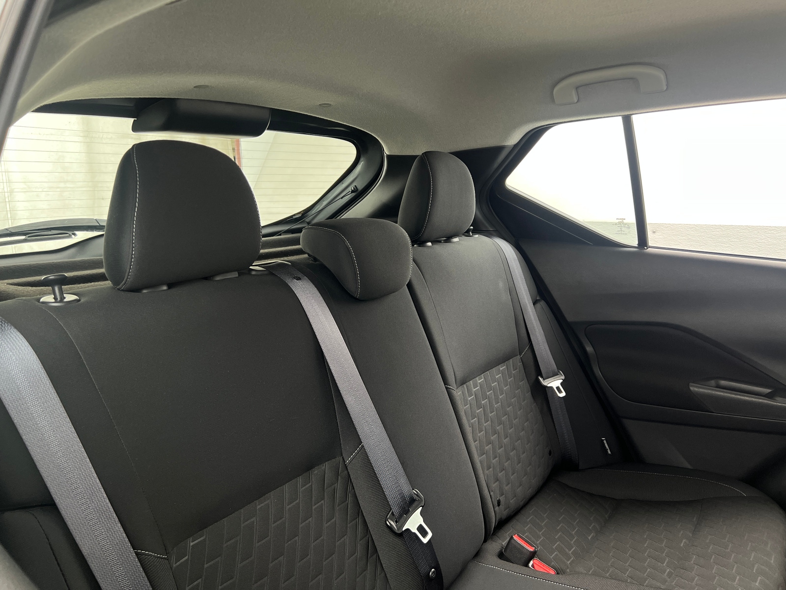 Thumbnail: 2021 Nissan Kicks - 6
