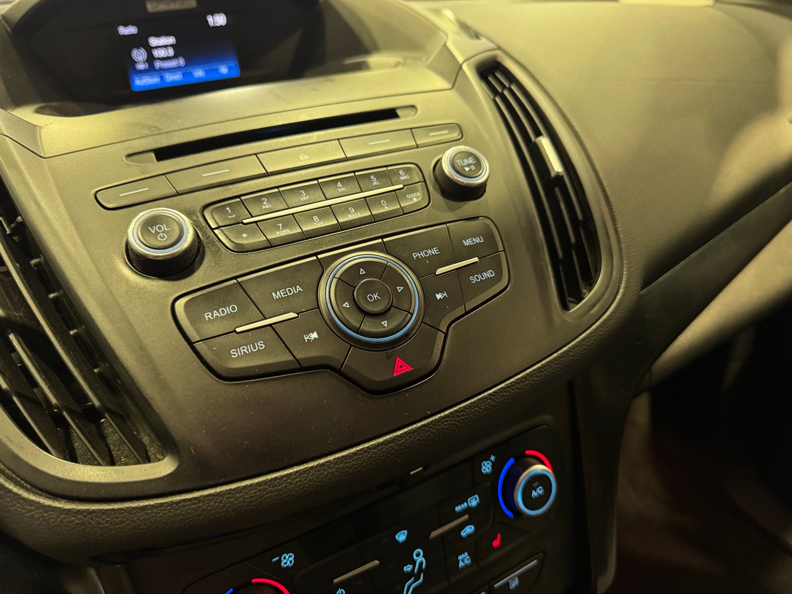 Thumbnail: 2018 Ford Escape - 4