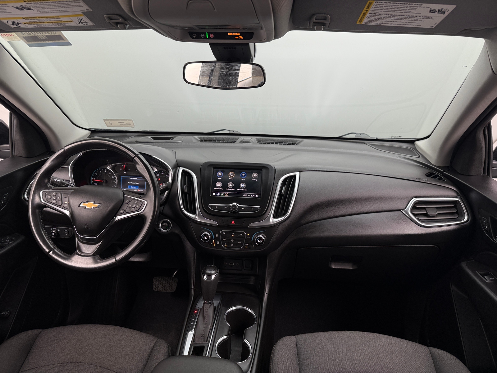Thumbnail: 2021 Chevrolet Equinox - 3