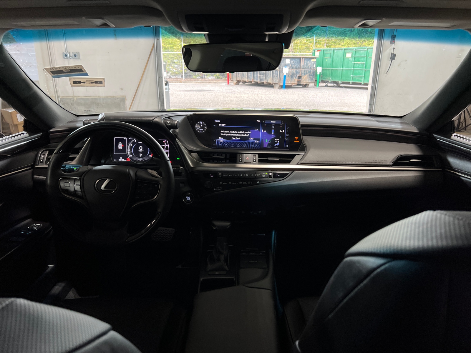 Thumbnail: 2020 Lexus ES - 2