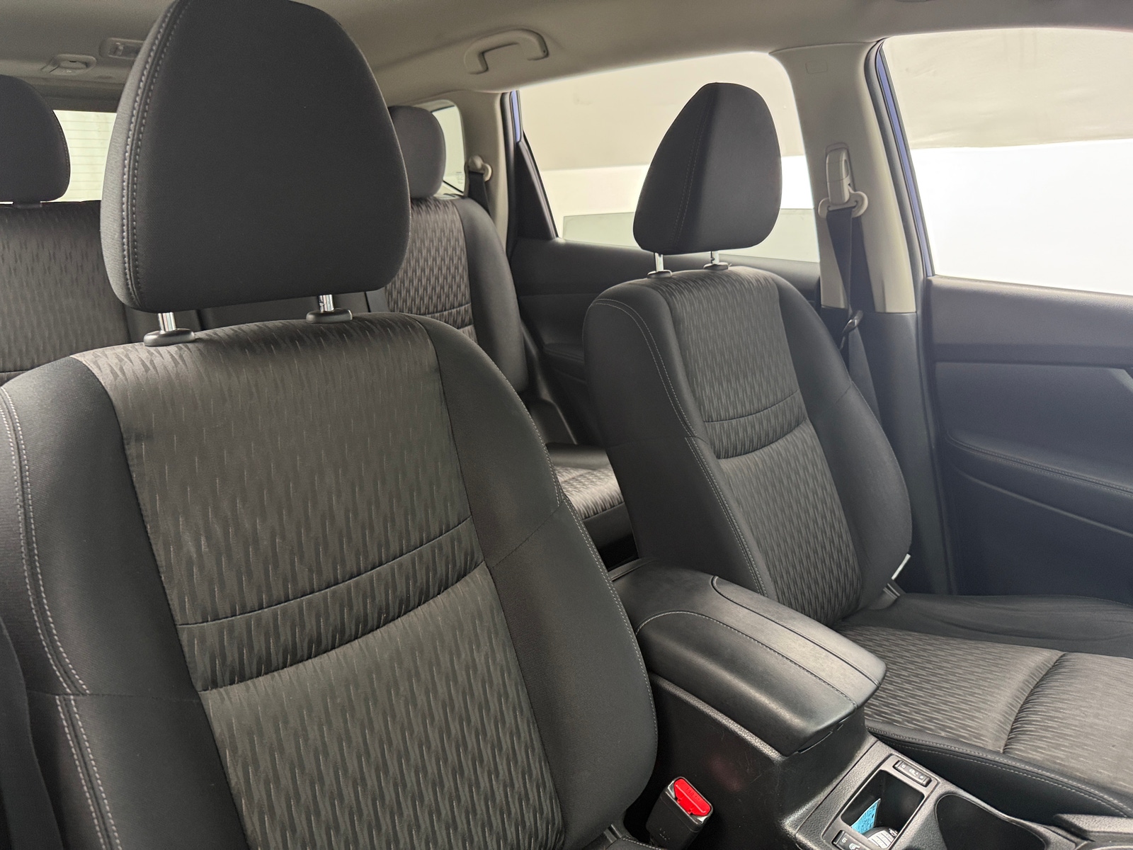Thumbnail: 2017 Nissan Rogue - 2