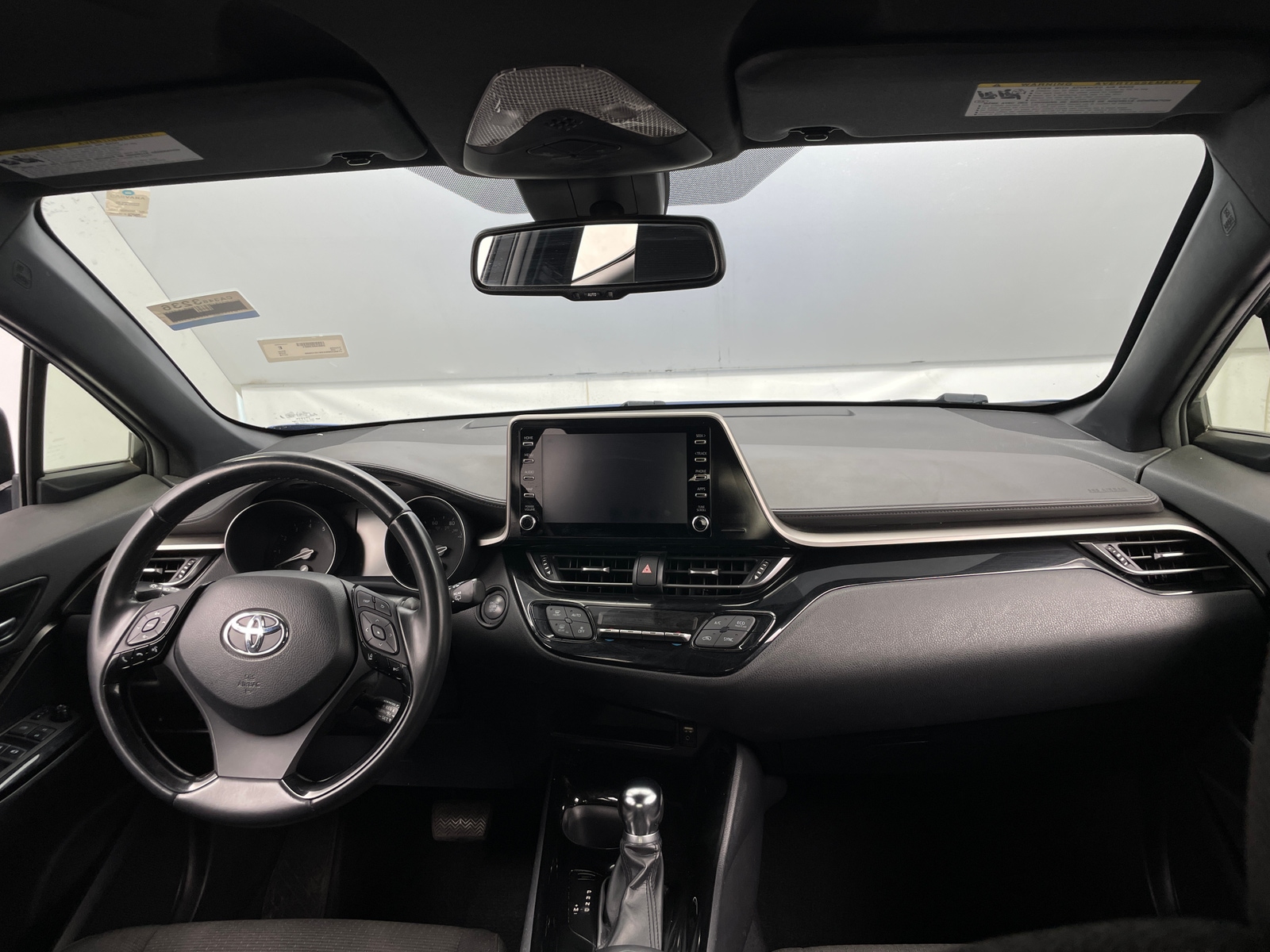 Thumbnail: 2019 Toyota C-HR - 3