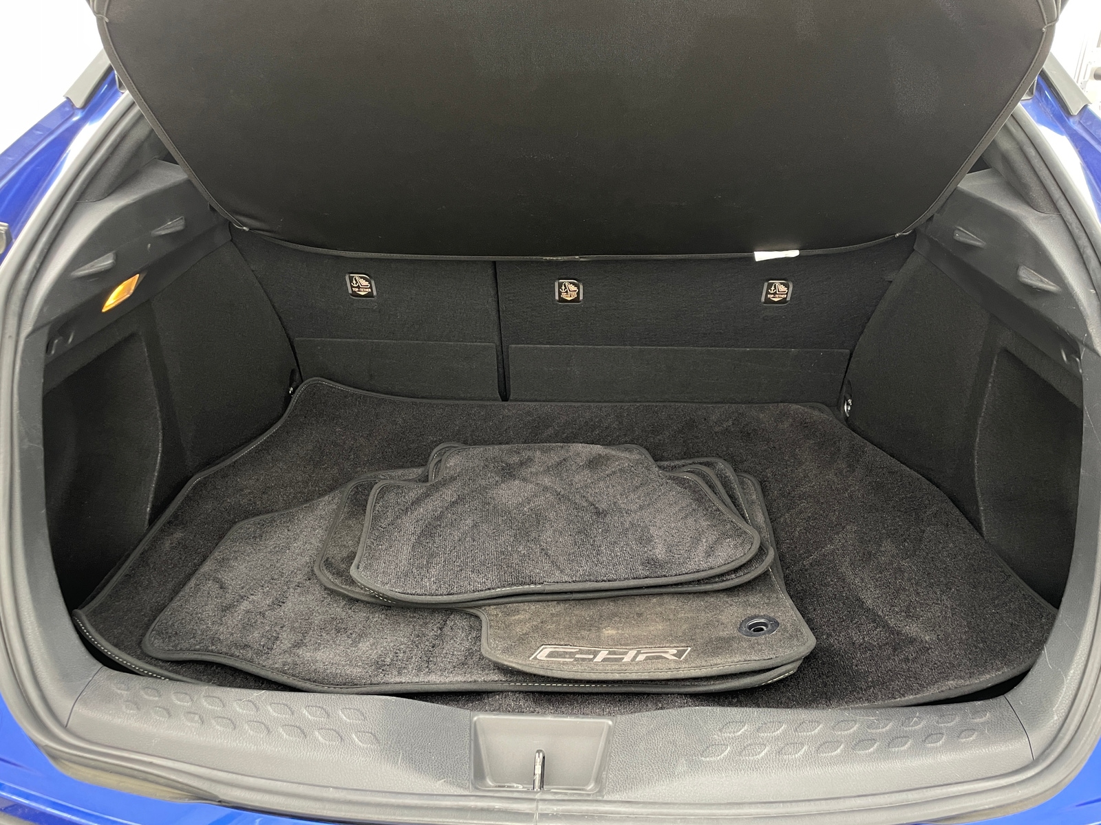 Thumbnail: 2019 Toyota C-HR - 7