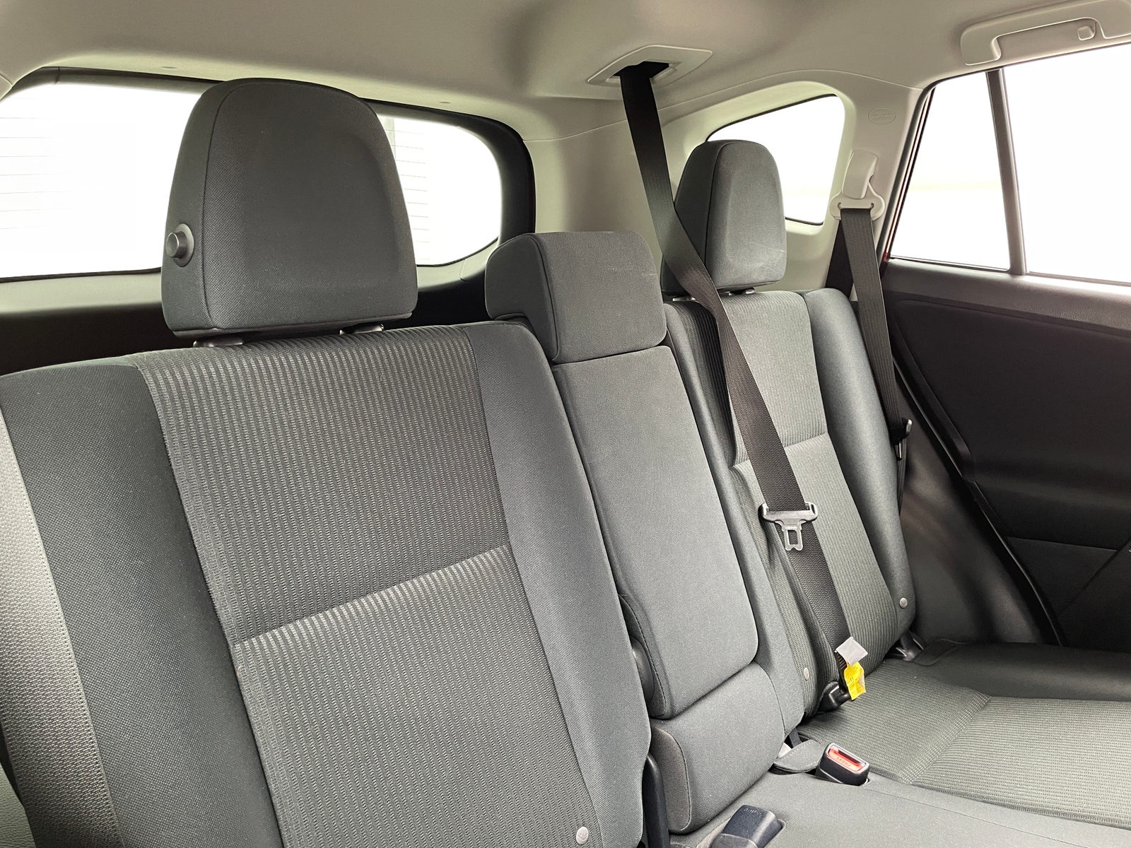 Thumbnail: 2018 Toyota RAV4 - 6