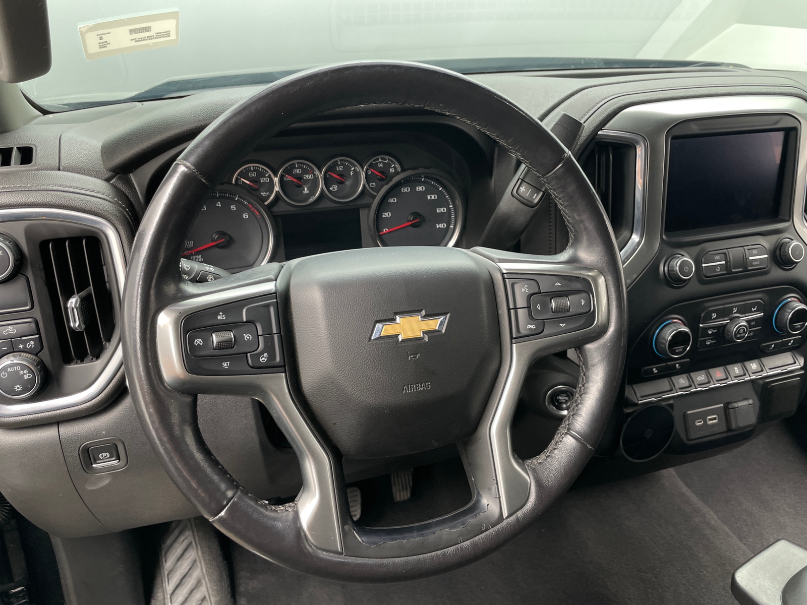 Thumbnail: 2020 Chevrolet Silverado 1500 - 5