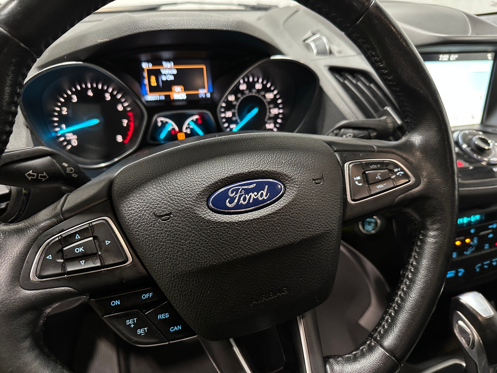 Thumbnail: 2019 Ford Escape - 4