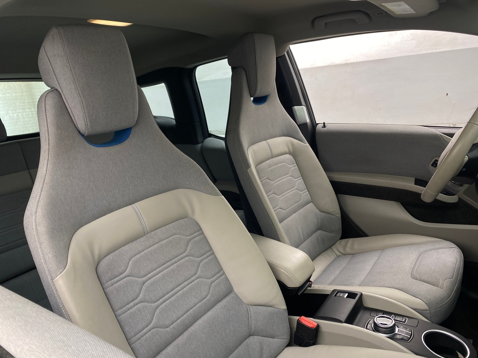 Thumbnail: 2018 BMW i3 - 2