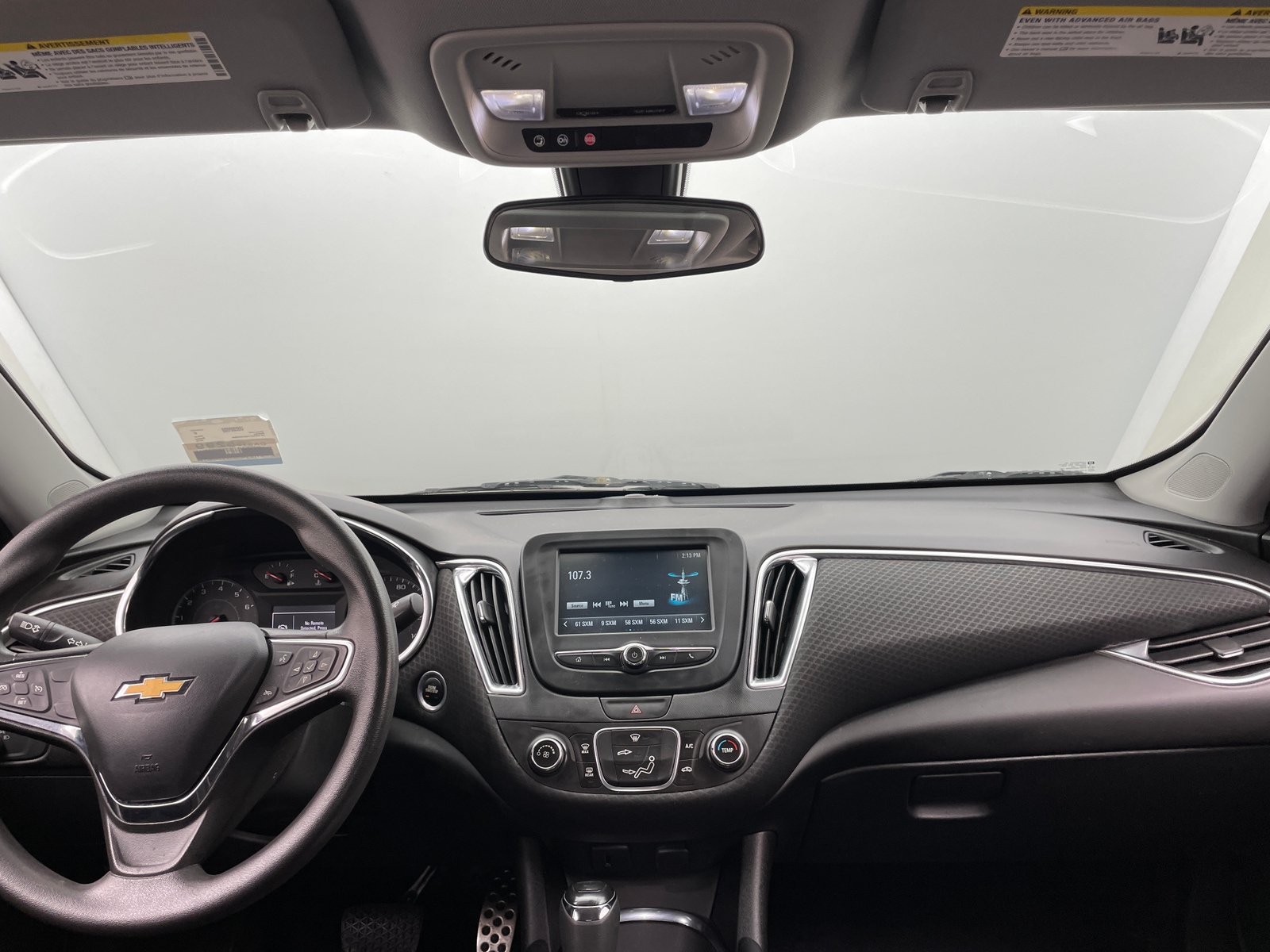 Thumbnail: 2016 Chevrolet Malibu - 3