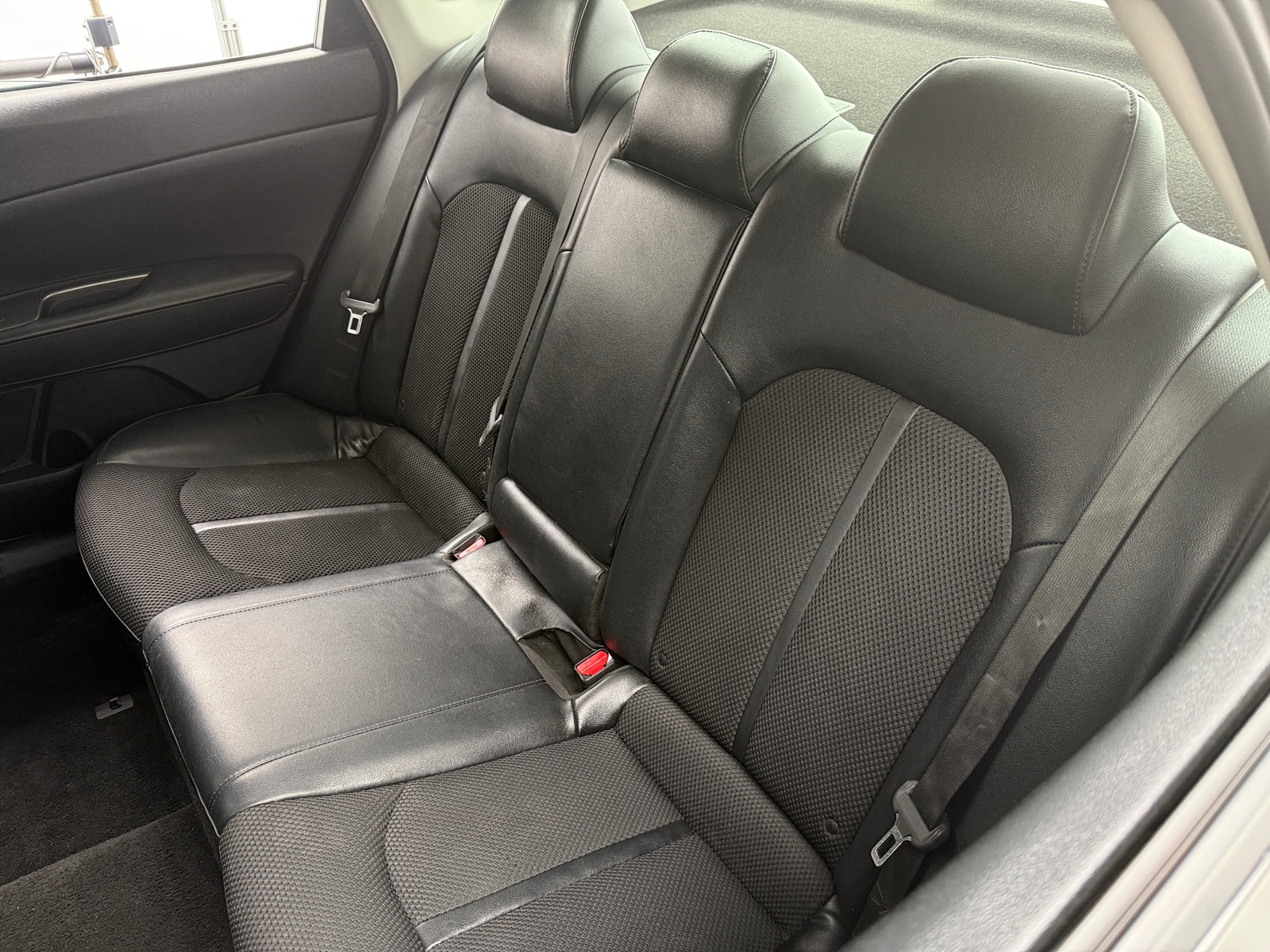 Thumbnail: 2019 Kia Optima - 6