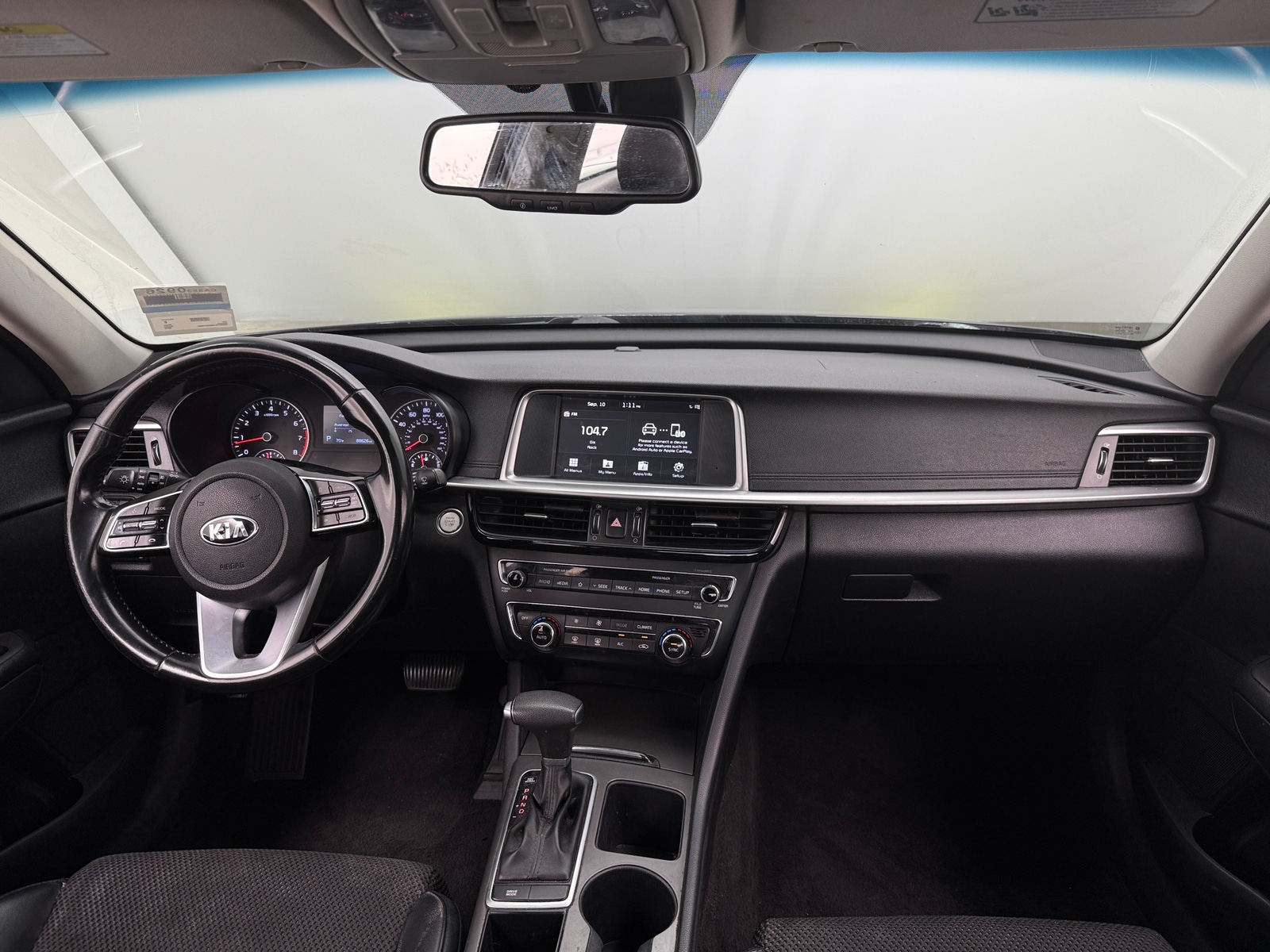 Thumbnail: 2019 Kia Optima - 3