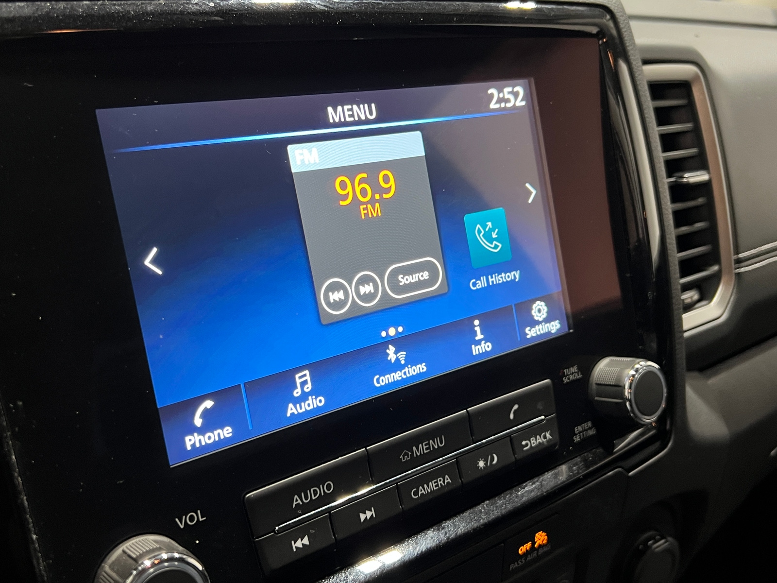 Thumbnail: 2024 Nissan Frontier - 4
