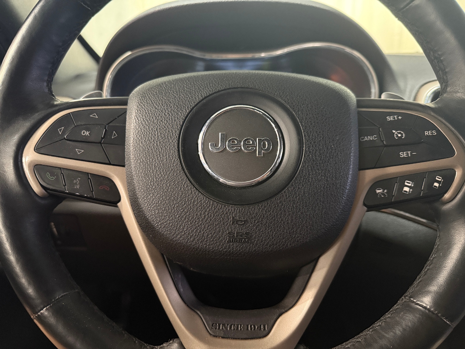 Thumbnail: 2014 Jeep Grand Cherokee - 4